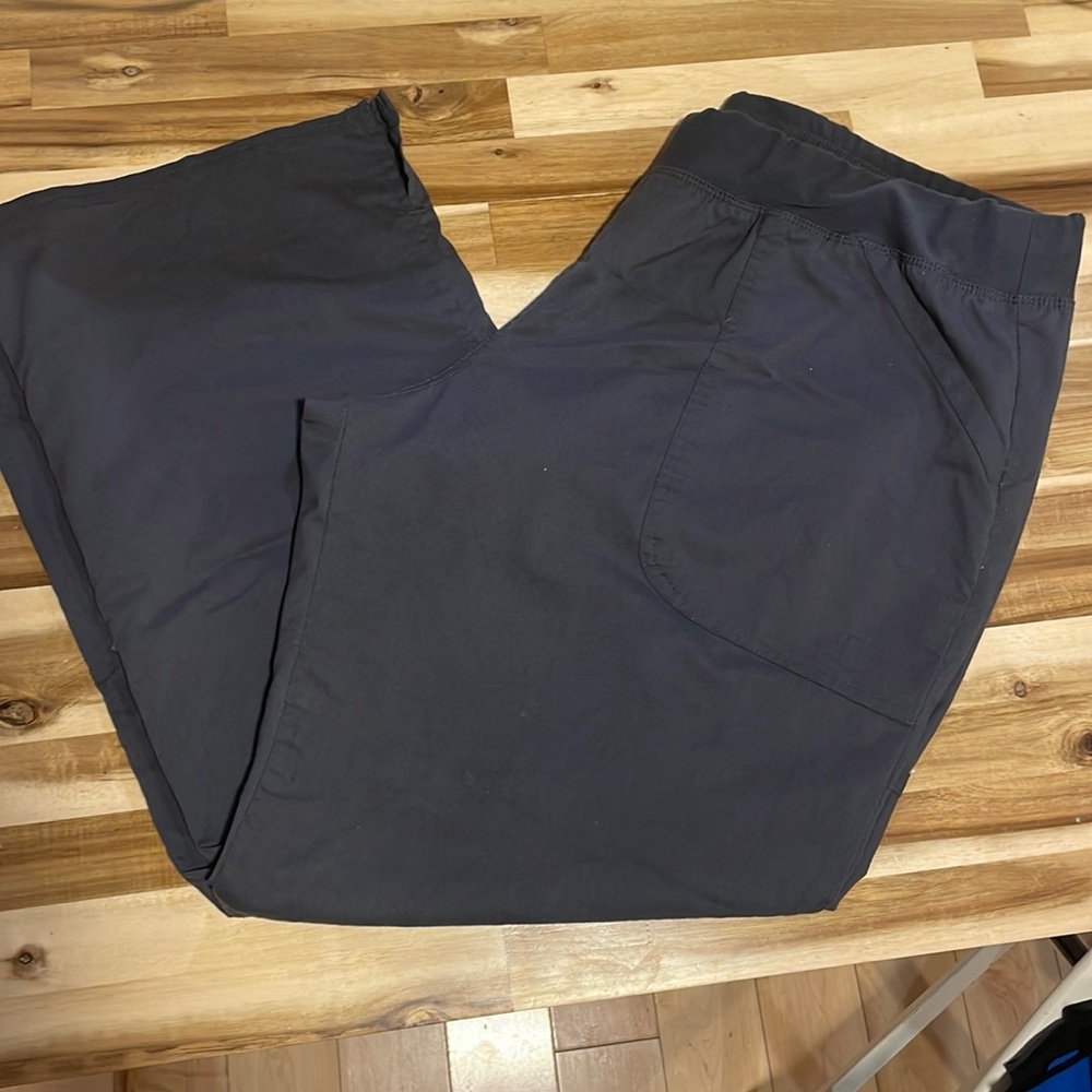 Grey Cherokee Scrubs - XL top and XL Petite bottom